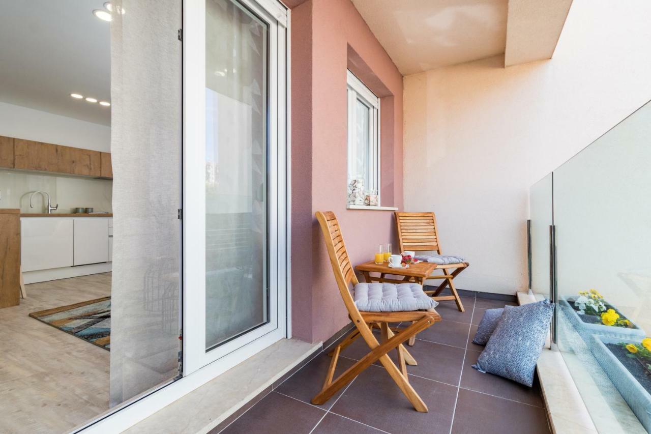 Monte Paradiso Deluxe Appartement Pula Buitenkant foto